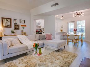 3105  San Jacinto Street  104, Dallas Texas 75204