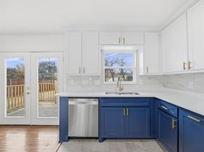 10209  Casa View Drive , Dallas Texas 75228