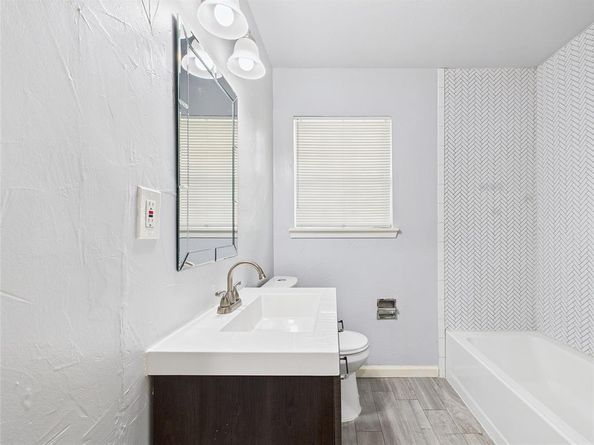 5601  Oak Grove Road W, Fort Worth Texas 76134