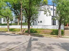 4242  Buena Vista Street  22, Dallas Texas 75205