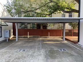 4242  Buena Vista Street  22, Dallas Texas 75205