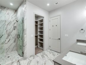 1900 S Ervay Street  512, Dallas Texas 75215