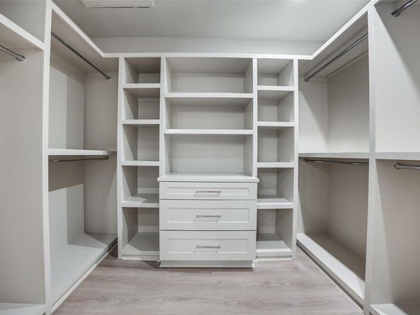 1900 S Ervay Street  512, Dallas Texas 75215