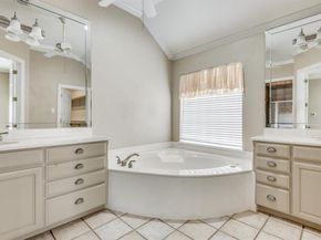 1008  Gabriel Lane , Fort Worth Texas 76116