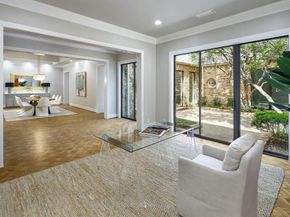 29  Saint Laurent Place , Dallas Texas 75225