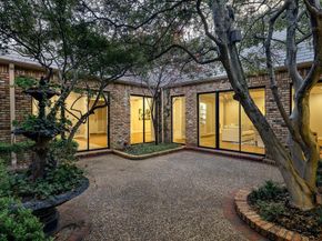 29  Saint Laurent Place , Dallas Texas 75225