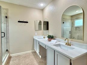 2621  Bayberry Lane , Euless Texas 76039