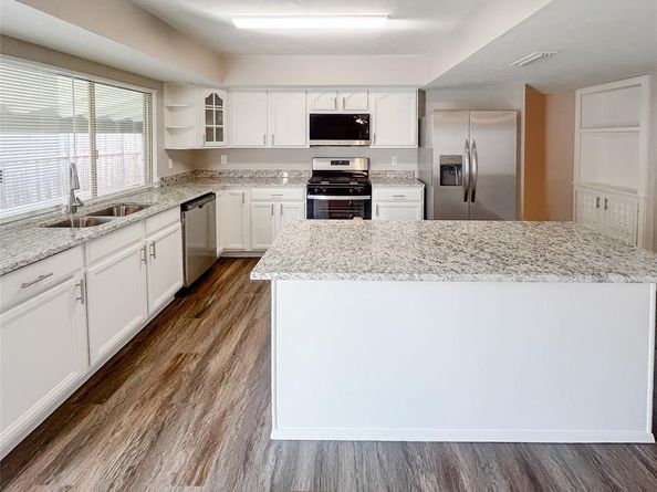 4426  Mint Drive , Garland Texas 75043