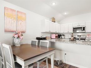 3640  Chestnut Oak Drive , Dallas Texas 75253