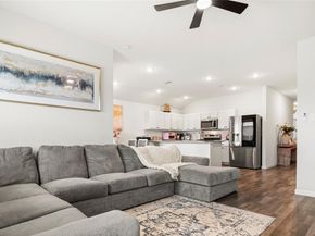 3640  Chestnut Oak Drive , Dallas Texas 75253