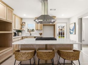 10060  San Lorenzo Drive , Dallas Texas 75228