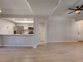 3105  San Jacinto Street  217, Dallas Texas 75204