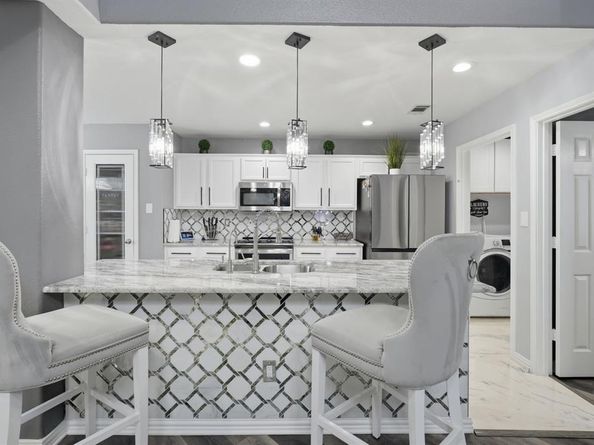 8342  Timberbrook Lane , Dallas Texas 75249