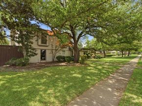 237  Woodcrest Drive , Richardson Texas 75080