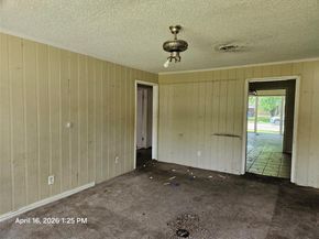 2324  Prichard Lane , Dallas Texas 75227