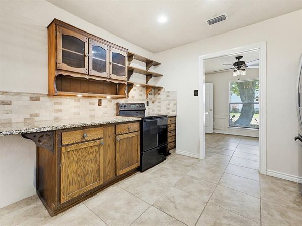2325  Lancecrest Drive , Garland Texas 75044