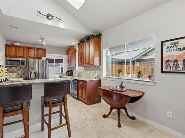 1300  Buck Avenue , Fort Worth Texas 76110