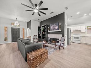 909  Dudley Street , Denton Texas 76205