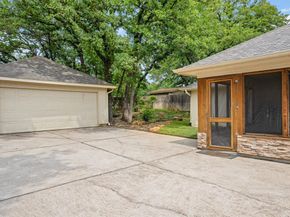 6709  Johns Court , Arlington Texas 76016