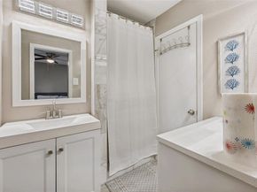 625  Caduceus Lane , Hurst Texas 76053