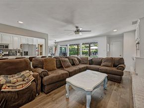 625  Caduceus Lane , Hurst Texas 76053