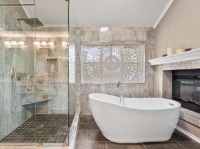 5401  Emerald Park Boulevard , Arlington Texas 76017