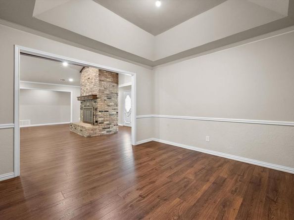 4103  Three Oaks Drive , Arlington Texas 76016