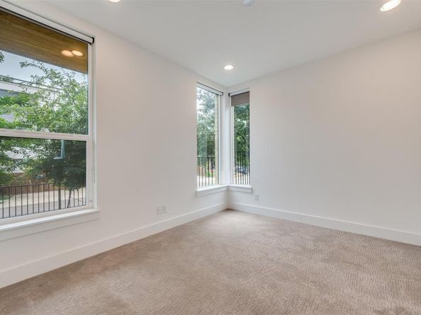 1916  Annex Avenue , Dallas Texas 75204