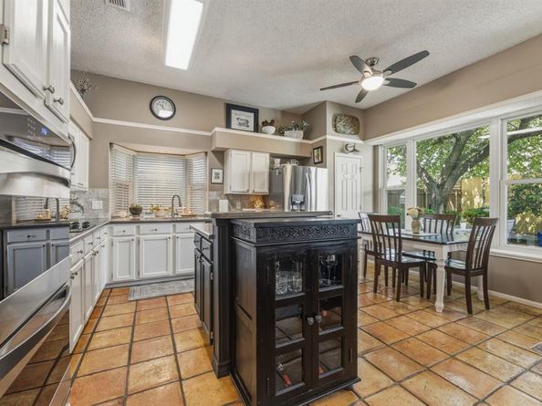 4433  Carolina Street , Grand Prairie Texas 75052