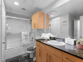 4414  Cedar Springs Road  209, Dallas Texas 75219