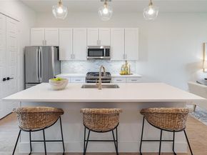 2610  Kimsey   205, Dallas Texas 75235