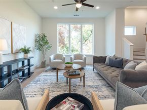 2610  Kimsey   205, Dallas Texas 75235