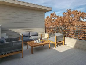 2610  Kimsey   205, Dallas Texas 75235