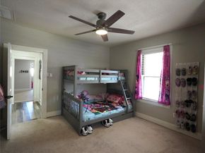 3611  Avenue H  , Fort Worth Texas 76105