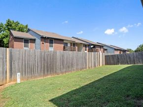 7816  Whitney Lane , Fort Worth Texas 76112