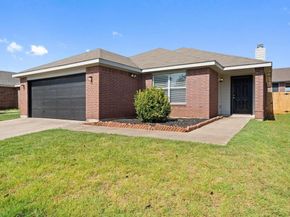 7816  Whitney Lane , Fort Worth Texas 76112