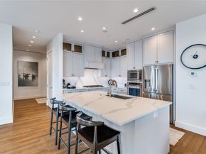 2300  Wolf Street  9C, Dallas Texas 75201