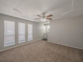 876  Dogwood Trail , Lancaster Texas 75146