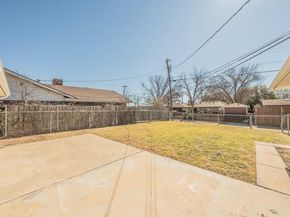 876  Dogwood Trail , Lancaster Texas 75146