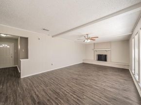 876  Dogwood Trail , Lancaster Texas 75146