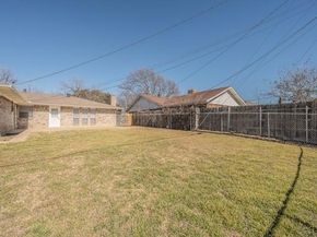 876  Dogwood Trail , Lancaster Texas 75146