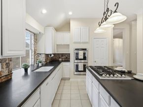 2204  Woods Edge Court , Corinth Texas 76210