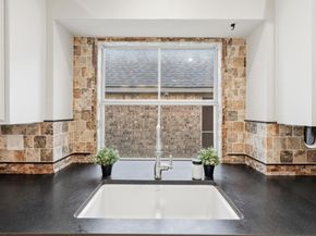 2204  Woods Edge Court , Corinth Texas 76210