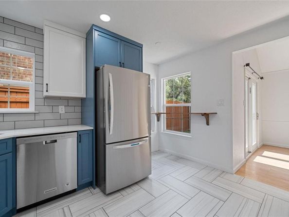 800  Spicewood Court , Irving Texas 75063