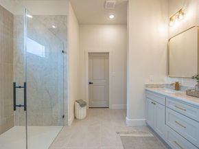 3325  Avenue G  , Fort Worth Texas 76105