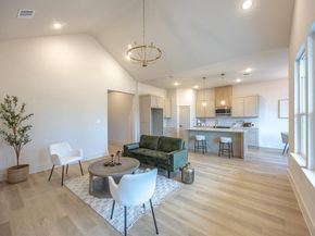 3325  Avenue G  , Fort Worth Texas 76105