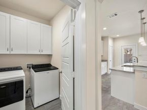 2815 E Overton Road , Dallas Texas 75216