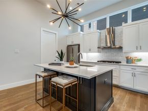 3200  Ross Avenue  40, Dallas Texas 75204