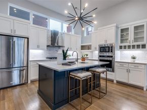 3200  Ross Avenue  40, Dallas Texas 75204