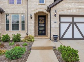7221  Redwood Road , Argyle Texas 76226